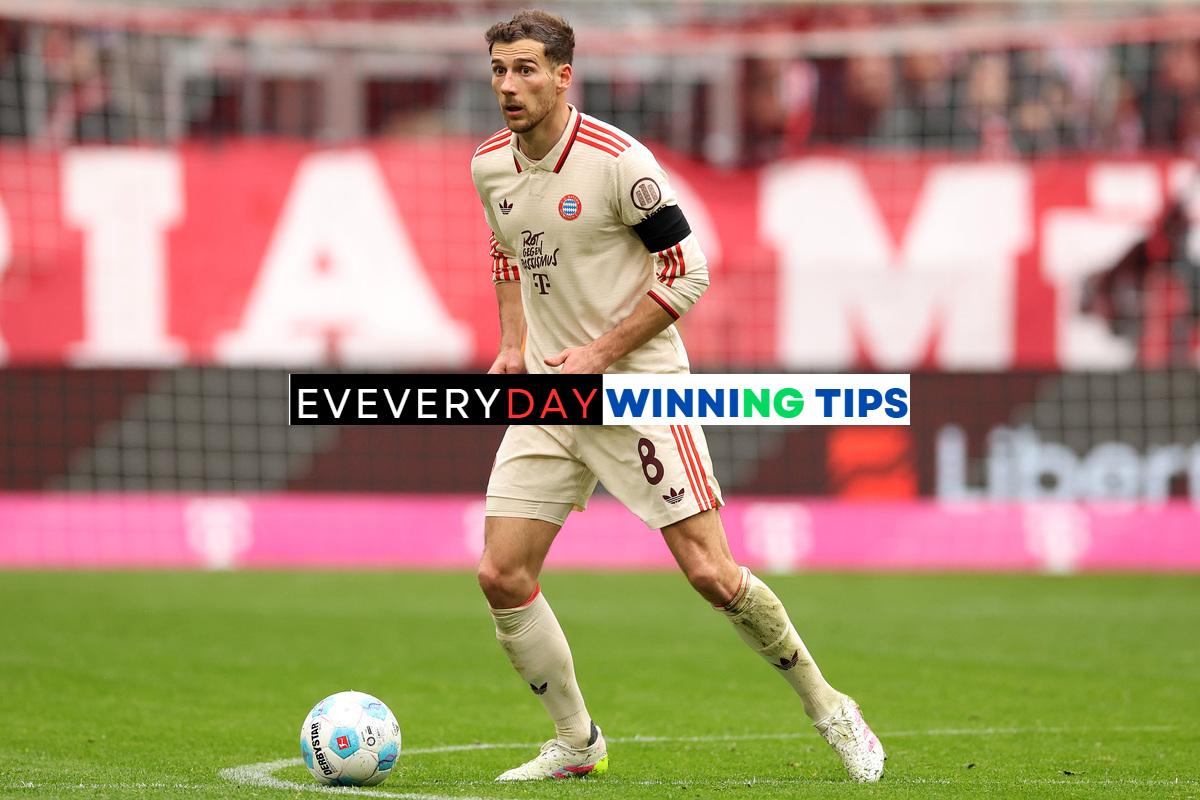 MUNICH, GERMANY - MARCH 29: Leon Goretzka of FC Bayern München runs with the ball during the Bundesliga match between FC Bayern München and FC St. Pauli 1910 at Allianz Arena on March 29, 2025 in Munich, Germany. (Photo by Alexander Hassenstein/Getty Images)